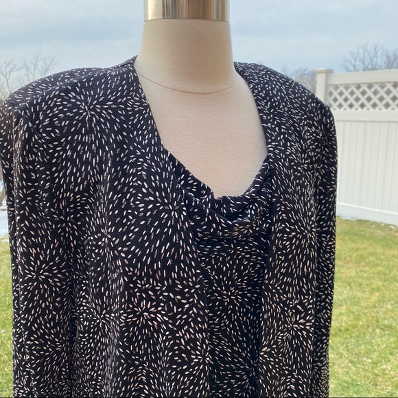 Alex Evenings Metallic Open Front Jacket with Matching Tank - Picture 3 of 14